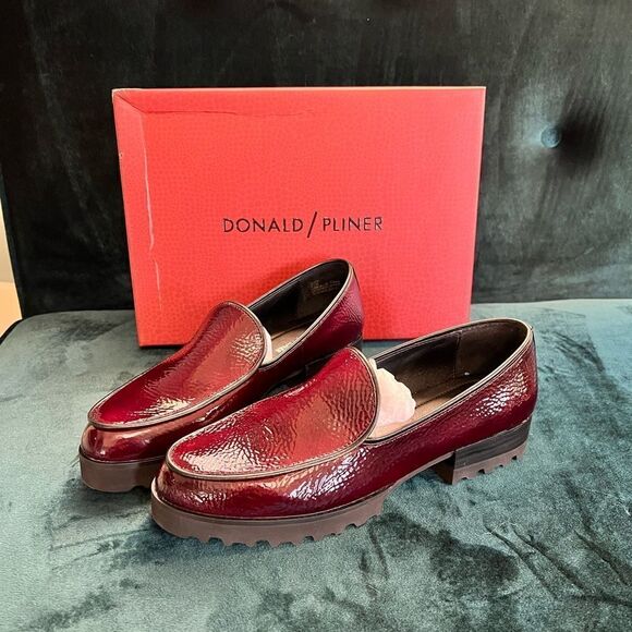 DONALD PLINER Crinkle Patent Leather Loafer Shoes (NWOT) - Picture 1 of 11